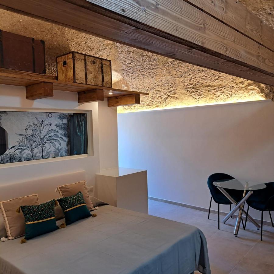 فندق Caieta Housing جنوى المظهر الخارجي الصورة