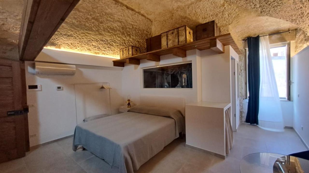 فندق Caieta Housing جنوى المظهر الخارجي الصورة